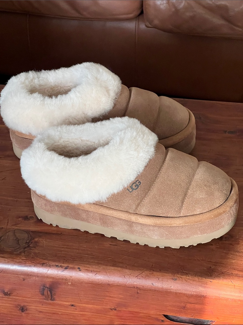 UGG Tazzlita Genuine Shearling Trim Platform Slipper Size 9